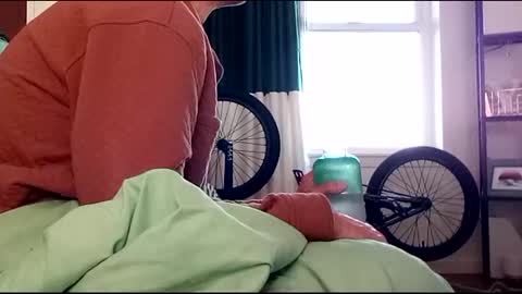 salis1981 online show from 02-09-25, 04:29