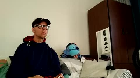 salis1981 online show from 02-10-25, 12:30