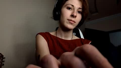 Ariel online show from 04-15-26, 12:34