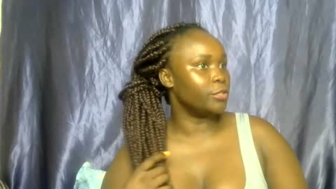 sally_bee1 online show from 07-18-26, 12:31