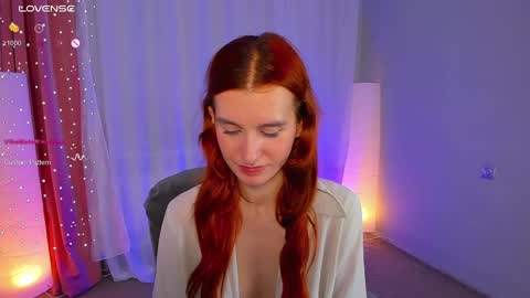 Snapshot of sallybiscuit chatting on 01-09-25, 07:40 Sally online show from 01-09-25, 07:40