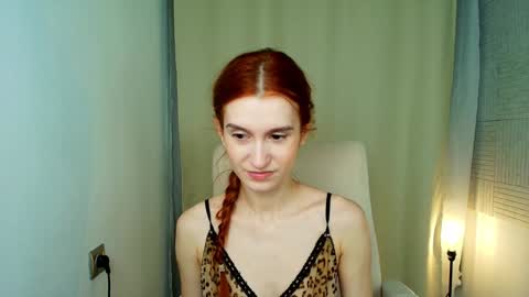 Snapshot of sallybiscuit chatting on 02-06-25, 10:37 Sally online show from 02-06-25, 10:37