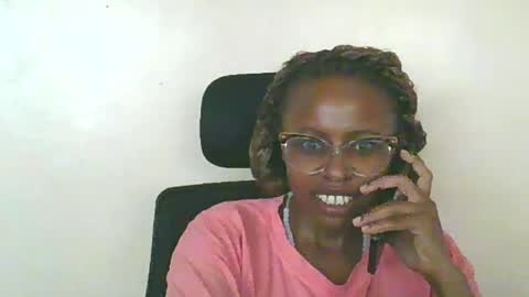 Snapshot of sallykim0 chatting on 06-19-26, 12:20 sallykim0 online show from 06-19-26, 12:20