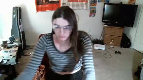 Snapshot of sallylongzzzts chatting on 03-04-25, 03:00 SallyLongzzz online show from 03-04-25, 03:00
