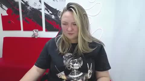 Snapshot of sallyverda chatting on 07-08-26, 05:50 Sally online show from 07-08-26, 05:50