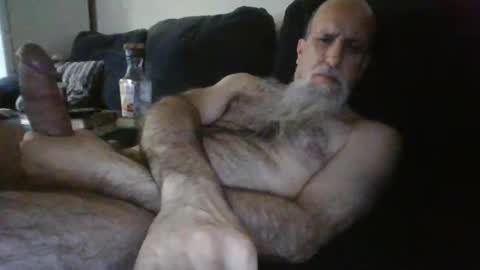 Snapshot of salmongino69 chatting on 02-06-25, 05:57 GINO online show from 02-06-25, 05:57