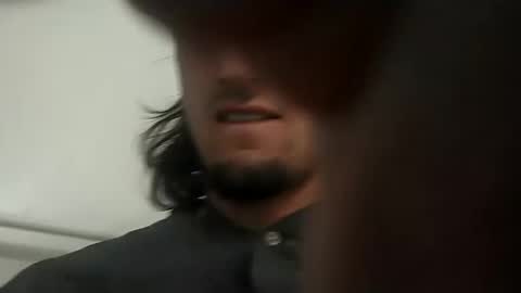 salmonman1305 online show from 09-15-25, 02:55