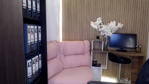 Salome online show from 04-09-26, 08:36