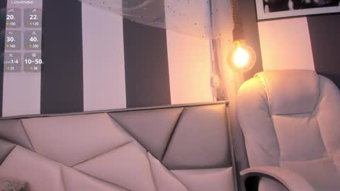 Snapshot of salome__evans chatting on 01-19-25, 03:42 salome__evans online show from 01-19-25, 03:42