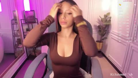 Snapshot of salome__evans chatting on 10-15-25, 01:22 salome__evans online show from 10-15-25, 01:22