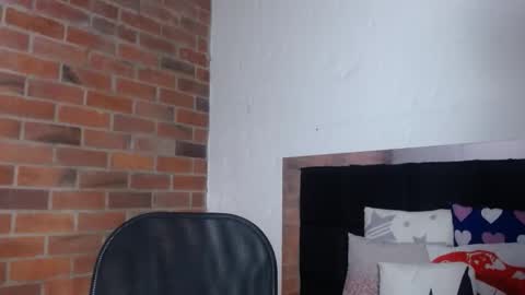   online show from 09-10-25, 07:14