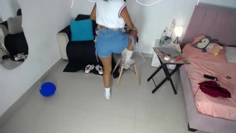 salome_horny3 online show from 07-19-26, 02:21