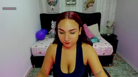 Snapshot of salome_rojas_ chatting on 09-19-25, 01:45 Salome online show from 09-19-25, 01:45