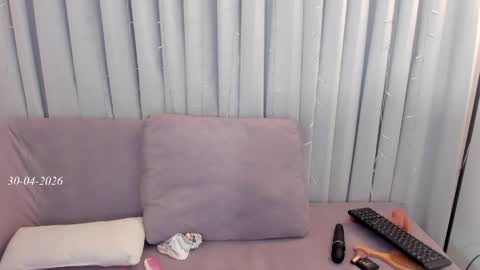 Snapshot of salome_velour chatting on 04-30-26, 12:33 Salome velour online show from 04-30-26, 12:33