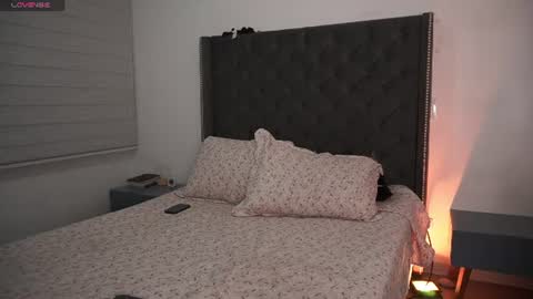 Snapshot of salomedyla chatting on 06-17-26, 10:32 salomedyla online show from 06-17-26, 10:32