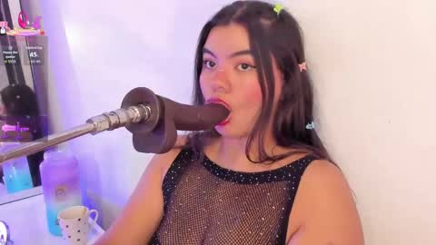 Salome online show from 04-06-26, 04:46