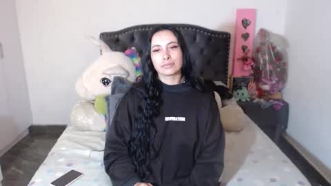 yenny online show from 01-08-26, 03:09