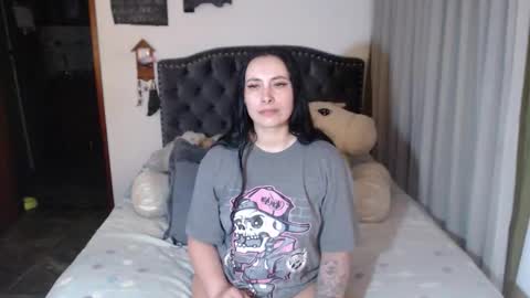 yenny online show from 03-06-26, 03:47