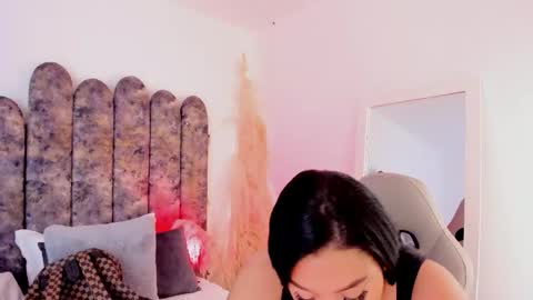 Salome online show from 10-24-25, 11:23