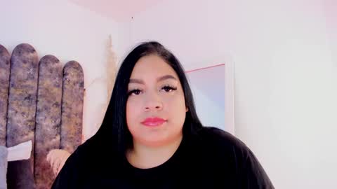 Salome online show from 10-30-25, 11:27