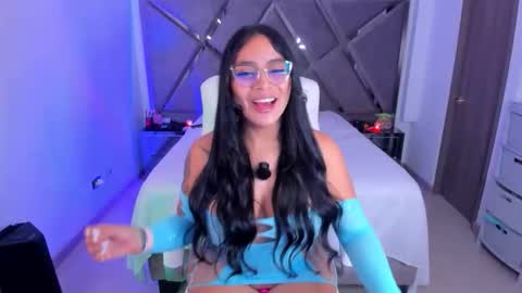 Salomme Cruz online show from 03-31-26, 05:52