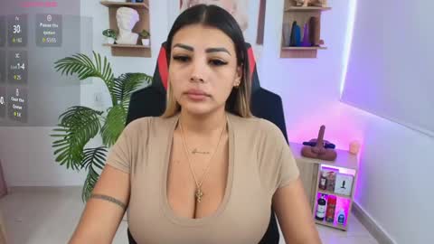 SALOME online show from 05-31-26, 02:02