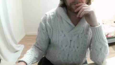 Snapshot of saltimbanquier chatting on 01-09-25, 07:31 Saltimbanquier Salt ou Banquier online show from 01-09-25, 07:31