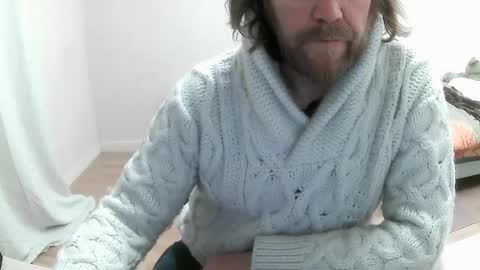 Snapshot of saltimbanquier chatting on 02-04-25, 11:16 Saltimbanquier Salt ou Banquier online show from 02-04-25, 11:16