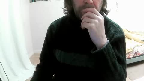 Snapshot of saltimbanquier chatting on 02-28-25, 11:12 Saltimbanquier Salt ou Banquier online show from 02-28-25, 11:12