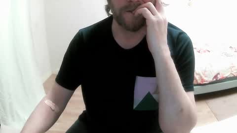 Snapshot of saltimbanquier chatting on 03-11-25, 02:40 Saltimbanquier Salt ou Banquier online show from 03-11-25, 02:40