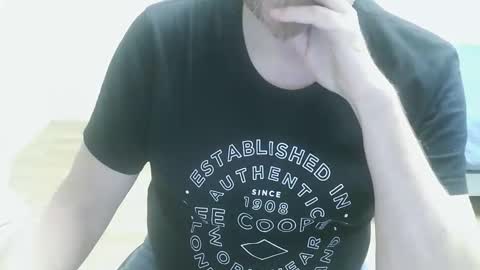 Snapshot of saltimbanquier chatting on 09-29-25, 12:43 Saltimbanquier Salt ou Banquier online show from 09-29-25, 12:43