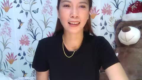 Snapshot of saltwatermuse chatting on 10-27-25, 05:50 Ask me online show from 10-27-25, 05:50