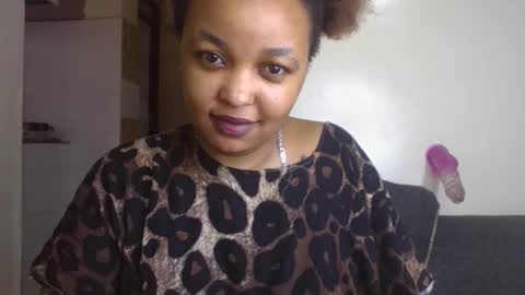 salty_surprise_ online show from 12-05-24, 06:21