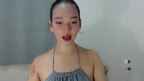 Snapshot of salva_fuckdoll chatting on 10-16-25, 12:22 Salva online show from 10-16-25, 12:22
