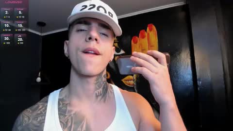 SALVATORE online show from 11-24-25, 05:23