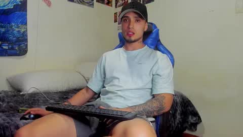   online show from 10-20-25, 01:17