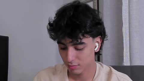 Snapshot of salvatore_monterey chatting on 01-19-25, 07:15 salvatore online show from 01-19-25, 07:15