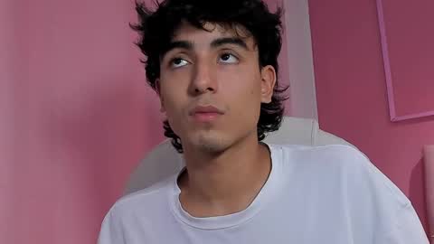 Snapshot of salvatore_monterey chatting on 01-31-25, 09:26 salvatore online show from 01-31-25, 09:26