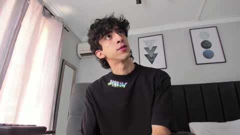 Snapshot of salvatore_monterey chatting on 03-10-25, 02:05 salvatore online show from 03-10-25, 02:05