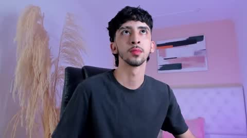 Snapshot of salvatore_monterey chatting on 09-21-25, 08:54 salvatore online show from 09-21-25, 08:54