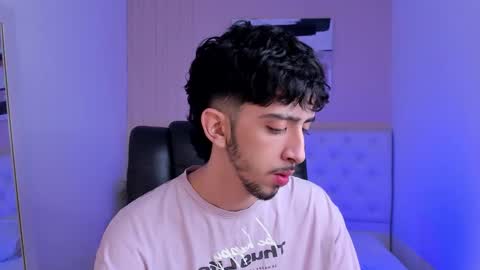 Snapshot of salvatore_monterey chatting on 09-24-25, 08:45 salvatore online show from 09-24-25, 08:45