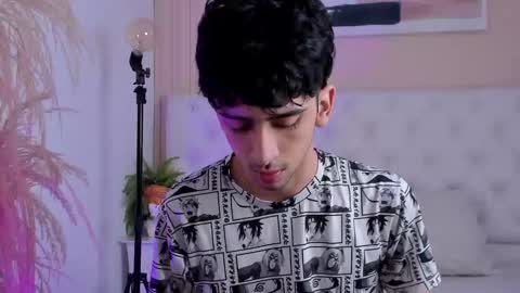 Snapshot of salvatore_monterey chatting on 10-06-25, 09:01 salvatore online show from 10-06-25, 09:01