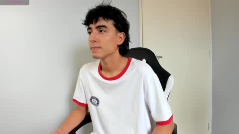 salvatore_montt online show from 02-24-25, 07:52