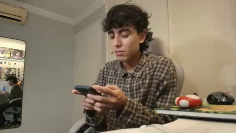 salvatore_montt online show from 11-23-25, 10:31