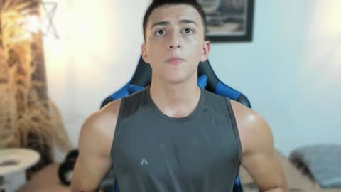 Salvatore online show from 02-06-25, 01:27