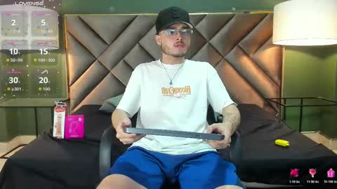  Salvatore online show from 02-25-26, 12:15