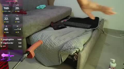 saly_moon1 online show from 04-05-26, 12:30