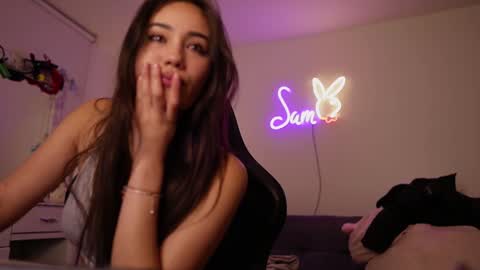 Stefana    or    Samchispas online show from 01-28-25, 02:11