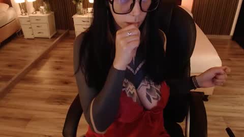 SAM MANSON online show from 10-31-25, 02:18