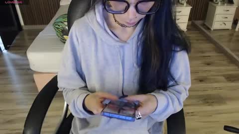 SAM MANSON online show from 04-13-26, 12:10